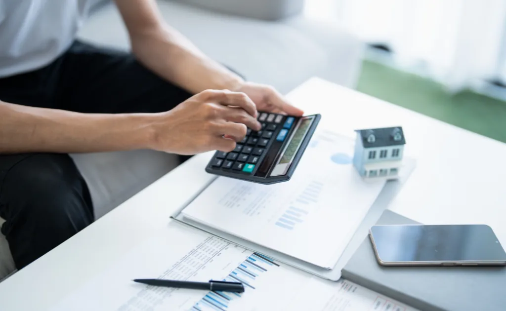 Precificação: por que muitas empresas vendem bem e mesmo assim não ganham dinheiro.